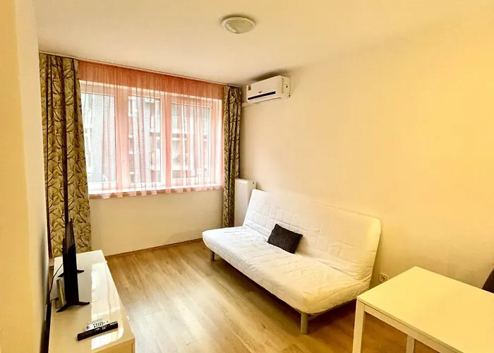 Apartman Leo *